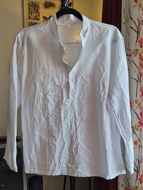 Large Crisp White Popover Partial Button Top